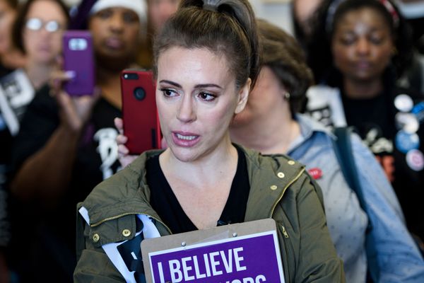 From the Stars to Ashes: Celebrities Affected by Californian Wildfires - Sputnik International