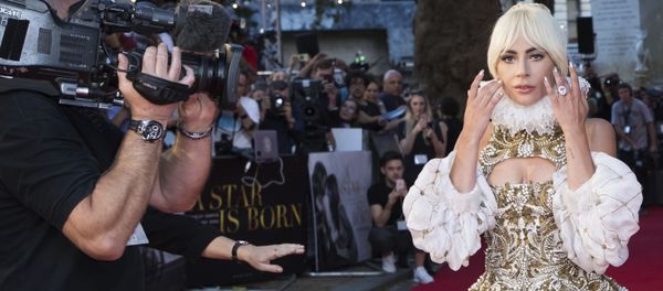 Actress and singer Lady Gaga poses for photographers upon arrival at the premiere of the film 'A Star Is Born' in London, 27 September 2018.  - Sputnik International