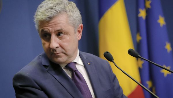 Florin Iordache announces his resignation as Romania's justice minister during a media briefing in Bucharest, Romania, Thursday, Feb. 9, 2017 - Sputnik International