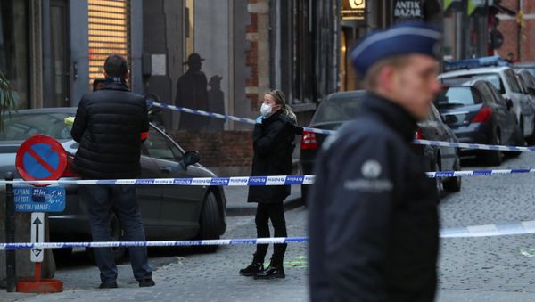 Police keep watch outside the police headquarters after a policeman was stabbed in Brussels, Belgium November 20, 2018 Police keep watch outside the police headquarters after a policeman was stabbed in Brussels, Belgium November 20, 2018 - Sputnik International