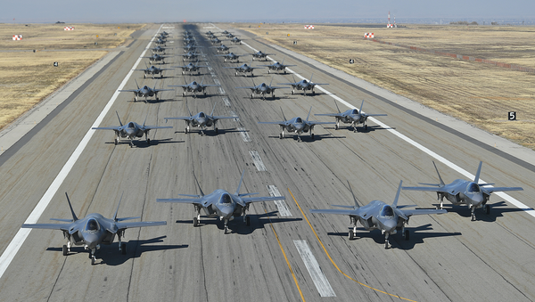 US Air Force conducts combat power exercise of F-35A Lightning IIs at Utah's Hill Air Force Base - Sputnik International