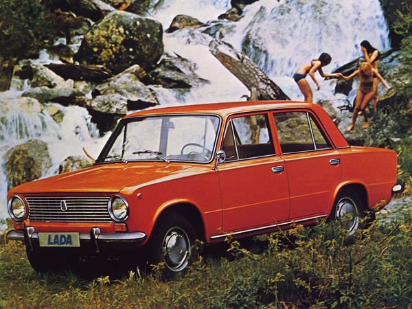 There Was Sex in USSR: Soviet Car Advertising - Sputnik International