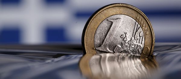 A one Euro coin is seen in this file photo illustration taken in Rome, Italy July 9, 2015 A one Euro coin is seen in this file photo illustration taken in Rome, Italy July 9, 2015 - Sputnik International