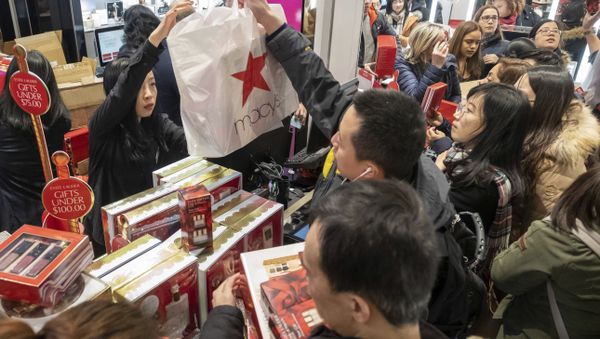 Black Friday Shopping - Sputnik International
