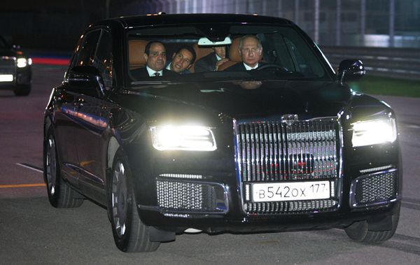 State Wheels: Vladimir Putin and the Cars He Rode State Wheels: Vladimir Putin and the Cars He Rode - Sputnik International