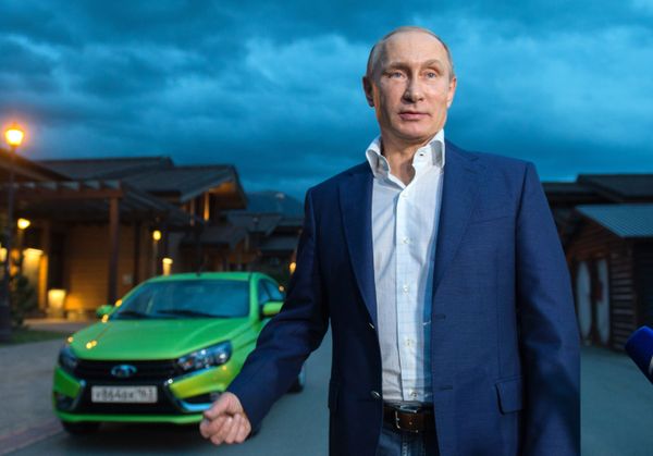 State Wheels: Vladimir Putin and the Cars He Rode State Wheels: Vladimir Putin and the Cars He Rode - Sputnik International