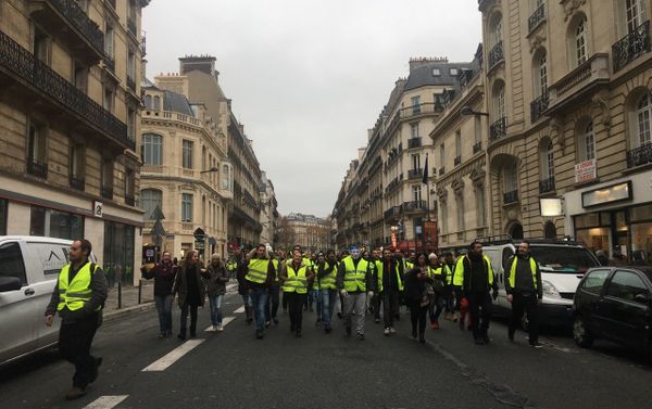 Yellow Vests protests against rising fuel prices began in France - Sputnik International