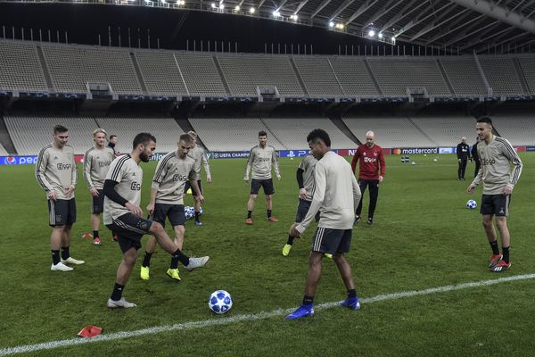 Ajax players training on the pitch at the Olympic Stadium ahead of the match with AEK Athens Ajax players training on the pitch at the Olympic Stadium ahead of the match with AEK Athens - Sputnik International