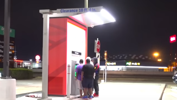Texas Bank of America ATM Dispenses $100 Bills Instead of $10s - Sputnik International