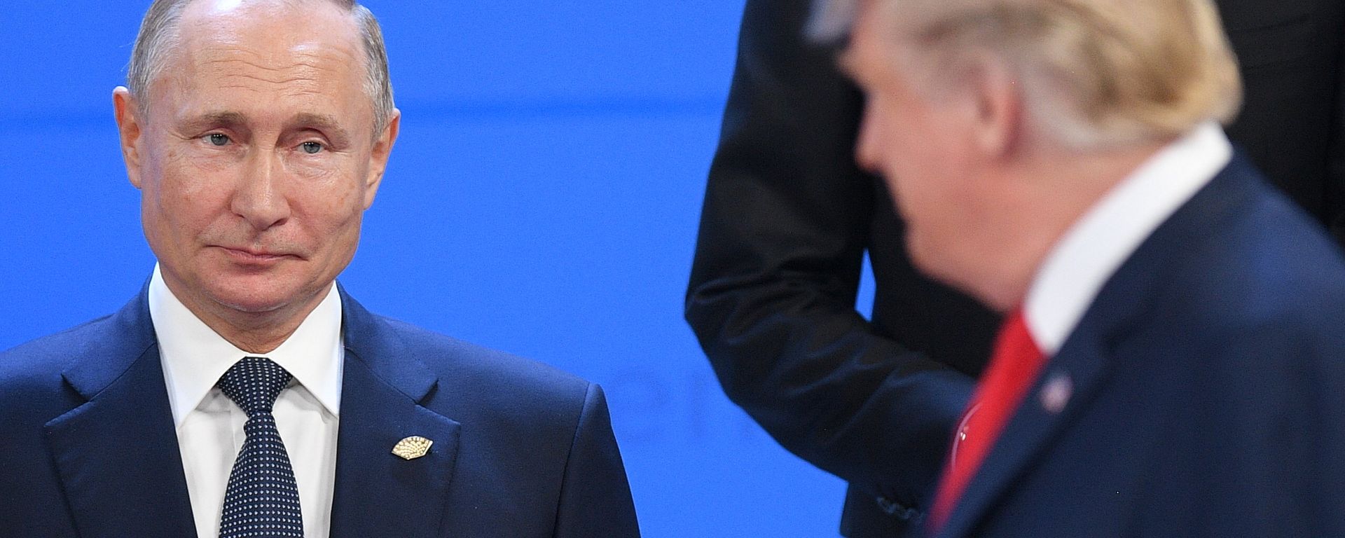 Putin and Trump at the G20 in Buenos Aires, Argentina. - Sputnik International, 1920, 25.04.2025