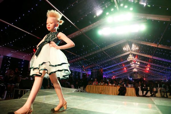 Fairest of Them All: Sneak Peek at Mr & Miss Albinism Kenya Beauty Pageant 2018 Fairest of Them All: Sneak Peek at Mr & Miss Albinism Kenya Beauty Pageant 2018 - Sputnik International
