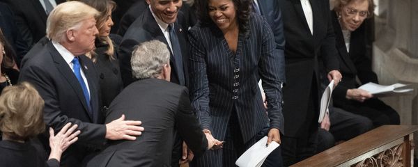 President George W. Bush and wife Laura Bush greets President Donald Trump, first lady Melania Trump, former President Barack Obama, Michelle Obama, former President Bill Clinton, former Secretary of State Hillary Clinton, former President Jimmy Carter, and Rosalynn Carter during a State Funeral for former President George H.W. Bush at the National Cathedral, Wednesday, Dec. 5, 2018, in Washington. President George W. Bush and wife Laura Bush greets President Donald Trump, first lady Melania Trump, former President Barack Obama, Michelle Obama, former President Bill Clinton, former Secretary of State Hillary Clinton, former President Jimmy Carter, and Rosalynn Carter during a State Funeral for former President George H.W. Bush at the National Cathedral, Wednesday, Dec. 5, 2018, in Washington. - Sputnik International