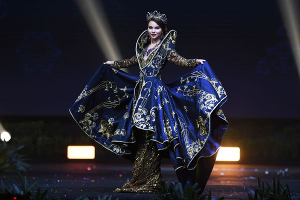 Mermaid Meets Sailor Moon: Miss Universe 2018 National Costume Presentation - Sputnik International