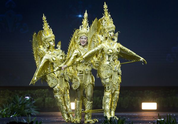 Mermaid Meets Sailor Moon: Miss Universe 2018 National Costume Presentation - Sputnik International