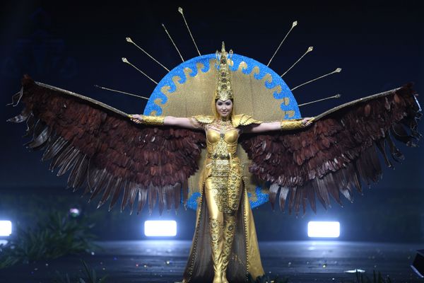 Mermaid Meets Sailor Moon: Miss Universe 2018 National Costume Presentation - Sputnik International