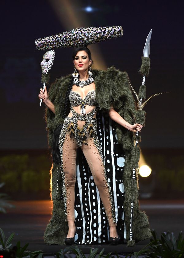 Mermaid Meets Sailor Moon: Miss Universe 2018 National Costume Presentation - Sputnik International