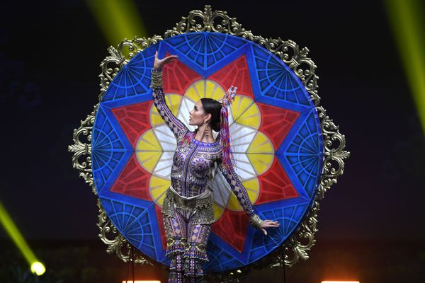 Mermaid Meets Sailor Moon: Miss Universe 2018 National Costume Presentation - Sputnik International