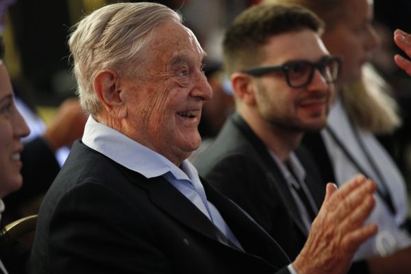Soros Praises Trump's China Policy as 'Greatest Accomplishment', Urges Firm Stance on Huawei Soros Praises Trump's China Policy as 'Greatest Accomplishment', Urges Firm Stance on Huawei - Sputnik International