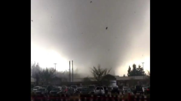 Tornado Tornado - Sputnik International