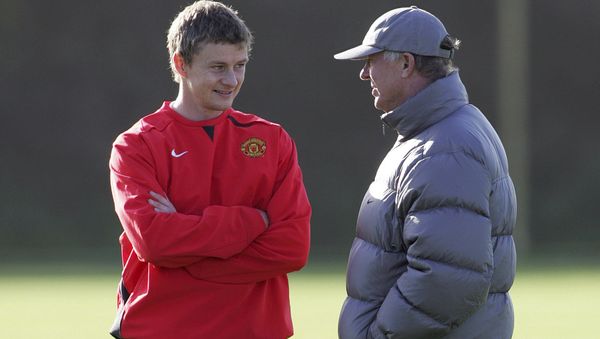 Ole Gunnar Solskjaer, pictured with his former boss Sir Alex Ferguson Ole Gunnar Solskjaer, pictured with his former boss Sir Alex Ferguson - Sputnik International