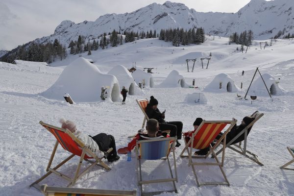 An igloo village in San Simone di Valleve, near Bergamo, northern Italy - Sputnik International