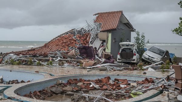 Las consecuencias del tsunami en Indonesia - Sputnik International