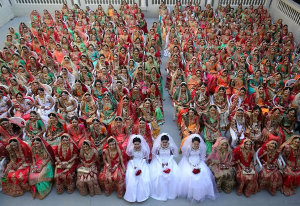 Brides During Mass Wedding Ceremony in India Brides During Mass Wedding Ceremony in India - Sputnik International