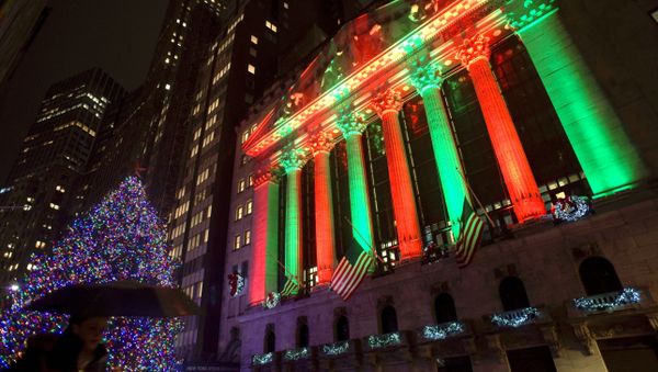 the exterior of the New York Stock Exchange on Thursday evening, Dec. 20, 2018 - Sputnik International