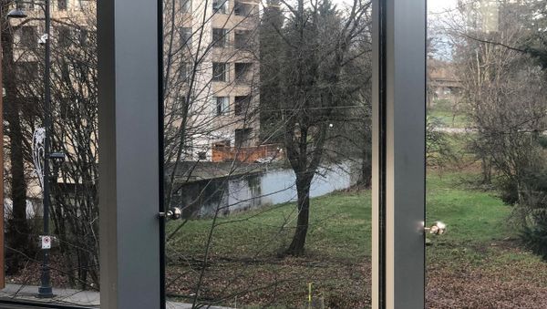 The concrete wall across the street looks like a body of water - Sputnik International