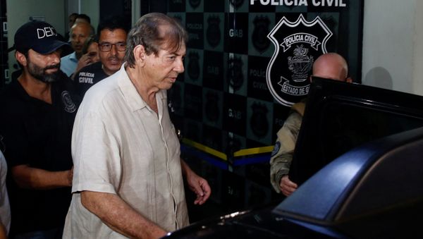 Brazilian spiritual healer Joao Teixeira de Faria, known as John of God, arrives at a police station a day after being officially ruled a fugitive, in Goiania, Brazil Dec. 16, 2018 - Sputnik International