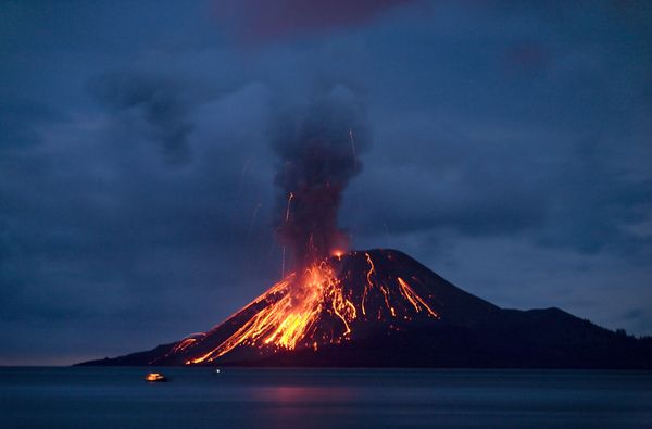 What Was the Deadliest Volcano Eruption Ever Recorded, That Took the Lives of Almost 100,000 People? What Was the Deadliest Volcano Eruption Ever Recorded, That Took the Lives of Almost 100,000 People? - Sputnik International