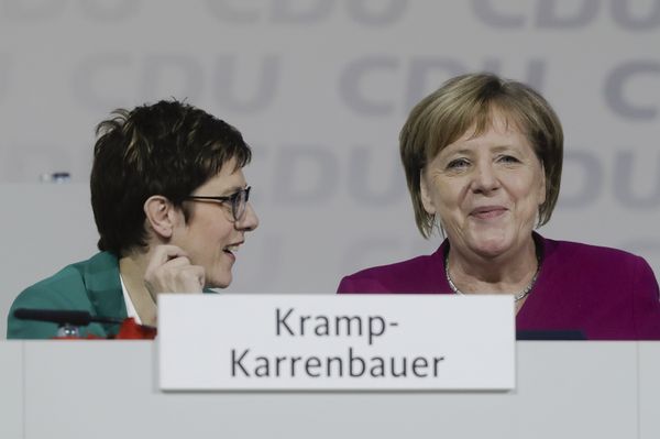 German Chancellor Angela Merkel ‘Very Firmly’ Inclined to Step Down, Rejects Speculation of 5th Term German Chancellor Angela Merkel ‘Very Firmly’ Inclined to Step Down, Rejects Speculation of 5th Term - Sputnik International