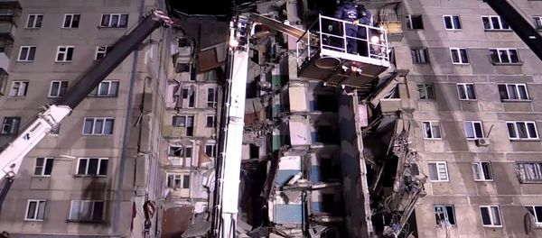 A natural gas blast hit one of the blocks of a 10-storey building in Magnitogorsk, the Chelyabinsk Region, damaging 48 apartments. - Sputnik International