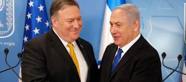 In this Sunday, April 29, 2018 file photo, U.S. Secretary of State Mike Pompeo. left. is greeted by Israeli Prime Minister Benjamin Netanyahu ahead of a press conference at the Ministry of Defense in Tel Aviv. - Sputnik International