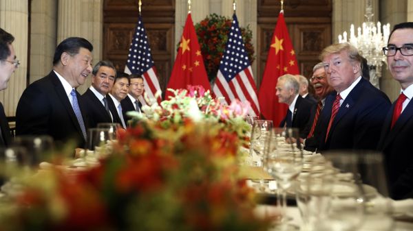 U.S. President Donald Trump, second right, and China's President Xi Jinping, second left, attend their bilateral meeting at the G20 Summit in Buenos Aires, Argentina. - Sputnik International