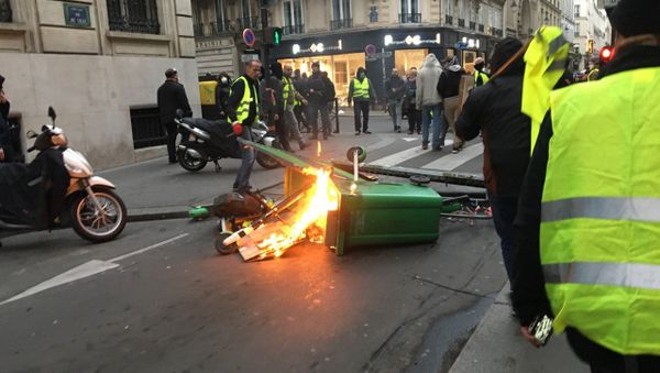 Yellow Vests protest in Paris Yellow Vests protest in Paris - Sputnik International