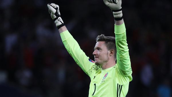 Wayne Hennessey at Euro 2016 celebrating victory over Russia - Sputnik International