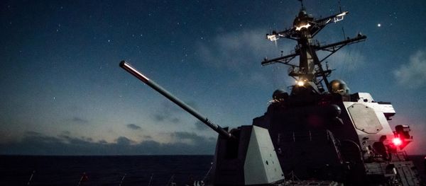 USS Dewey and the Mk 45 deck gun - Sputnik International