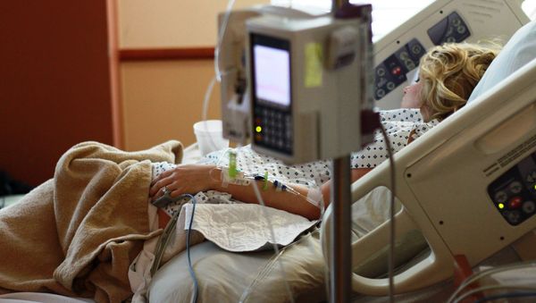 A female patient in a hospital - Sputnik International