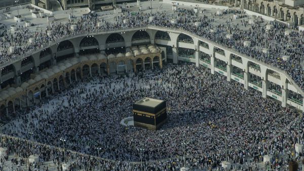Muslim pilgrims perform the farewell circling of the Kaaba, the cubic building at the Grand Mosque, marking the end of hajj pilgrimage in the Muslim holy city of Mecca, Saudi Arabia, Thursday, Aug. 16, 2018 Muslim pilgrims perform the farewell circling of the Kaaba, the cubic building at the Grand Mosque, marking the end of hajj pilgrimage in the Muslim holy city of Mecca, Saudi Arabia, Thursday, Aug. 16, 2018 - Sputnik International