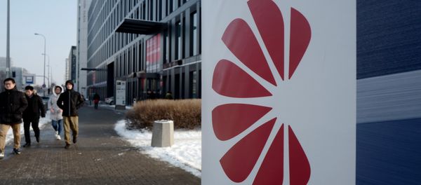 Logo of Huawei is seen on the advert in front of the local offices of Huawei in Warsaw, Poland January 11, 2019 Logo of Huawei is seen on the advert in front of the local offices of Huawei in Warsaw, Poland January 11, 2019 - Sputnik International