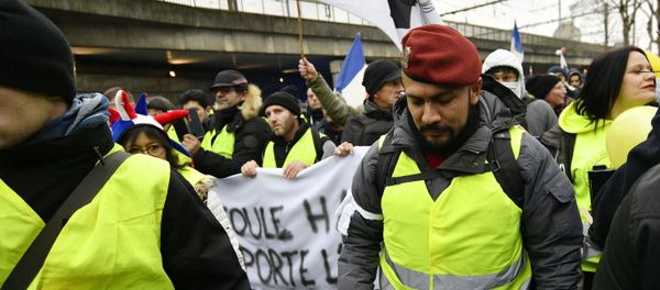 Yellow Vests protest in Paris. 12 January Yellow Vests protest in Paris. 12 January - Sputnik International
