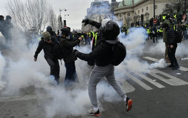 Yellow Vests protest in Paris - Sputnik International