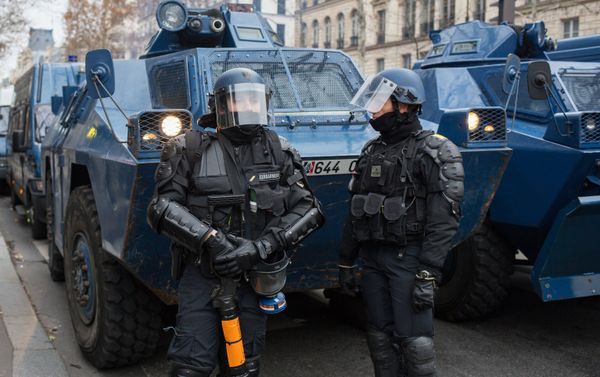 French police during the Yellow Vests protest in Paris - Sputnik International