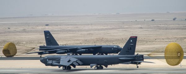 U.S. Air Force B-52 Stratofortress aircraft from Barksdale Air Force Base, Louisiana, arrive at Al Udeid Air Base, Qatar, Saturday, April 9, 2016.  - Sputnik International