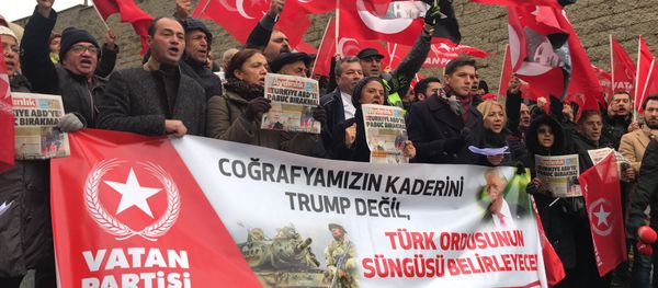 The protest action against Trump in Istanbul - Sputnik International