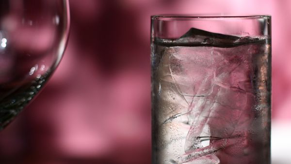 Russian Gets 13 Years in Jail for Killing Son Over Glass of Water - Sputnik International