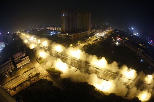 Symphony of Destruction: The Power of Bridge and Building Demolition Symphony of Destruction: The Power of Bridge and Building Demolition - Sputnik International
