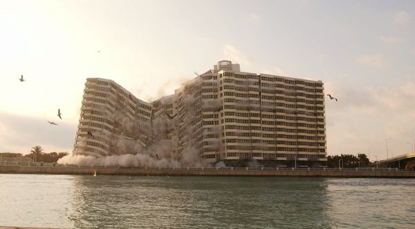 Symphony of Destruction: The Power of Bridge and Building Demolition Symphony of Destruction: The Power of Bridge and Building Demolition - Sputnik International