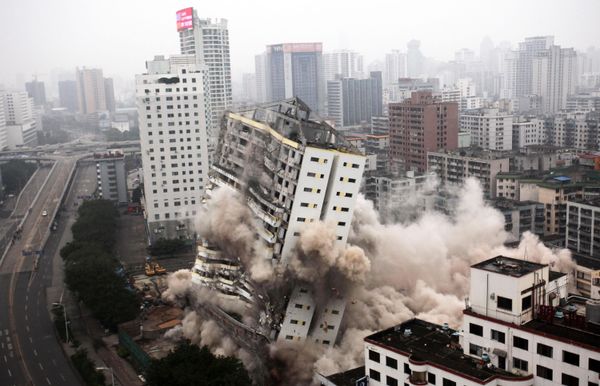 Symphony of Destruction: The Power of Bridge and Building Demolition Symphony of Destruction: The Power of Bridge and Building Demolition - Sputnik International